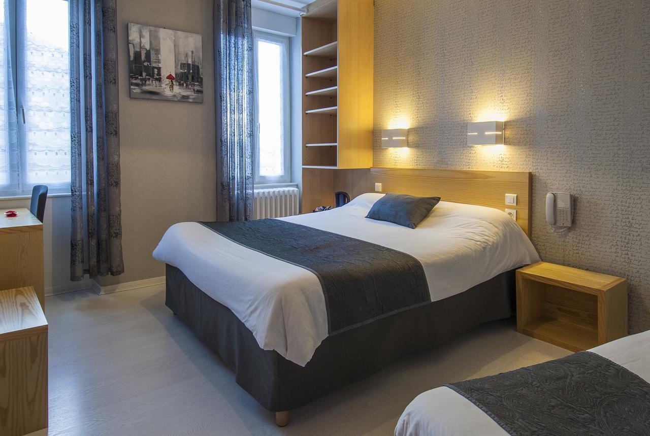 Logis Hotel Restaurant Cazes Arazat Laissac Экстерьер фото